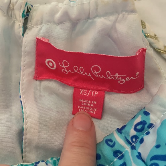 Lilly Pulitzer white top with blue shells and starfish - Picture 4 of 6